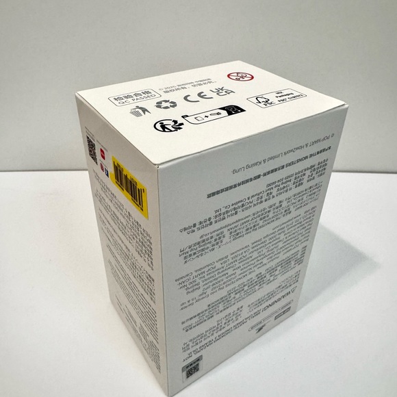 THE MONSTERS Big into Energy Series-Vinyl Plush Pendant - Happiness Labubu - Picture 7 of 8